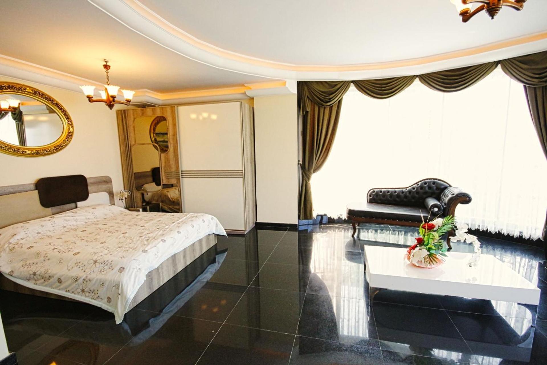Villaer - Luxus - Pool - Whirlpool - - Kestel *