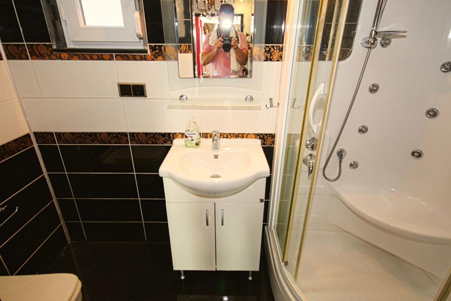 Villaer - Luxus - Pool - Whirlpool - - Kestel *