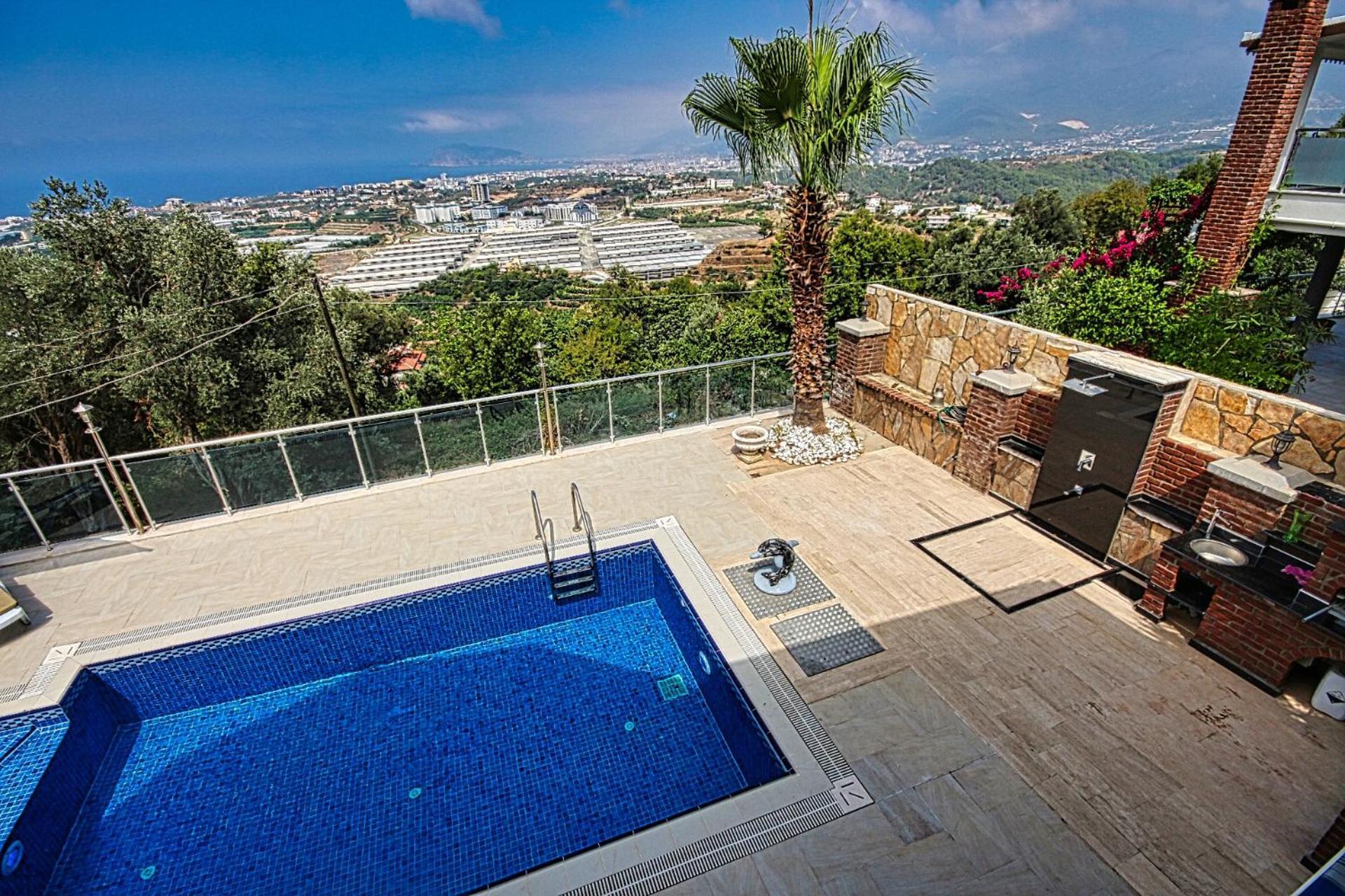 Villaer - Luxus - Pool - Whirlpool - - Kestel